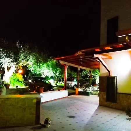 Maison Vittorio 2* Avella